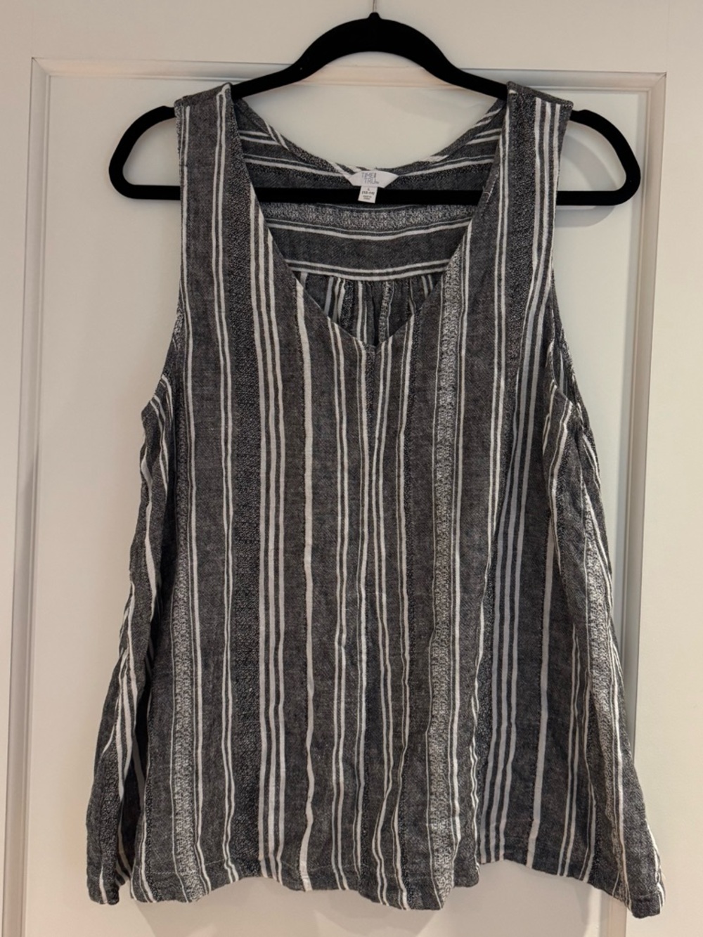 Time and Tru Gray and White Striped V-Neck Sleeveless Linen-Blend